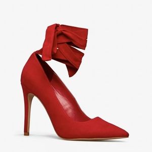 Tie Around Red Pumps